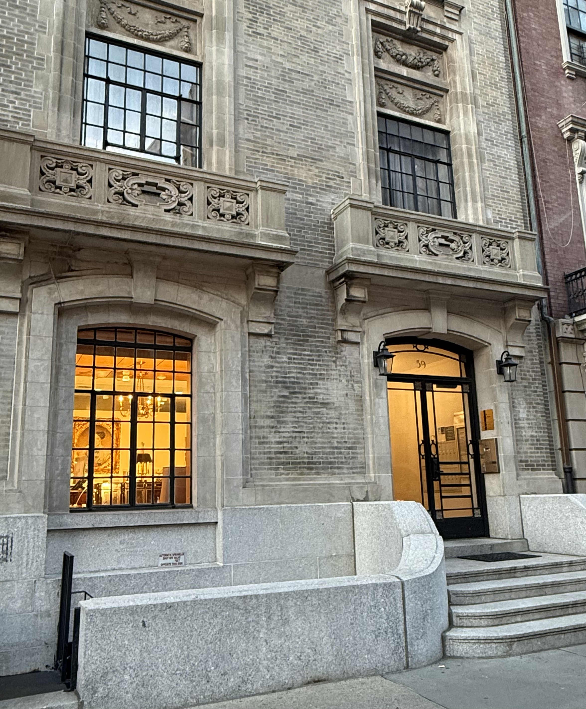 Konstantin Art Gallery